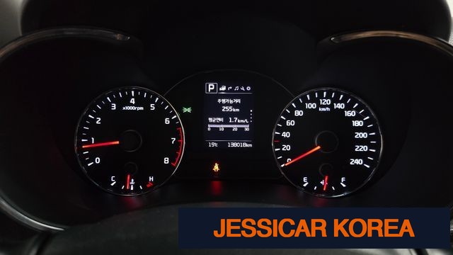 2017 Kia The New K3 - Thumbnail 6