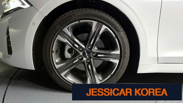 2022 Kia K5 Hybrid 3rd Generation - Thumbnail 10