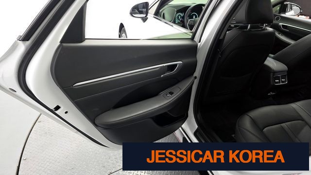 2022 Hyundai Sonata Hybrid (DN8) - Thumbnail 4