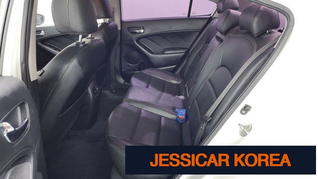 2014 Kia K3 - Thumbnail 3