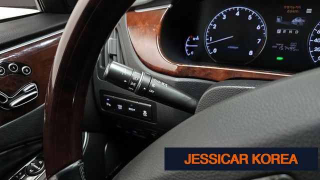 2012 Hyundai Equus (new model) - Thumbnail 8