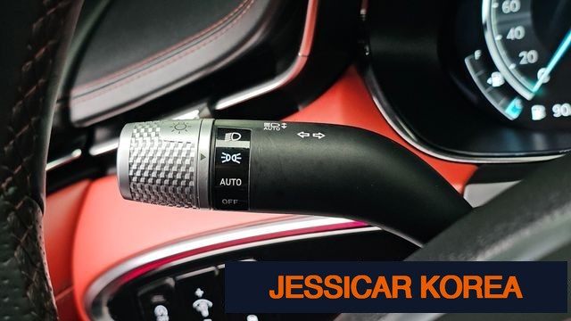 2022 Genesis GV70 - Thumbnail 2