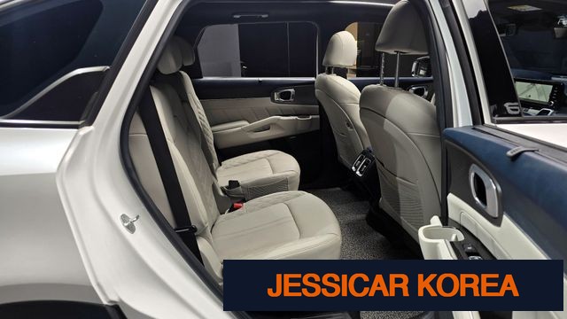 2023 Kia Sorento 4th Gen - Thumbnail 9