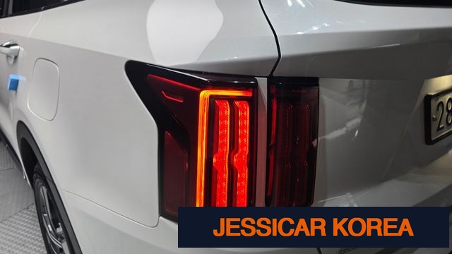 2023 Kia Sorento 4th Gen - Thumbnail 10