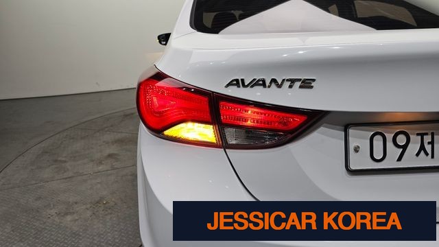 2016 Hyundai The New Avante - Thumbnail 5