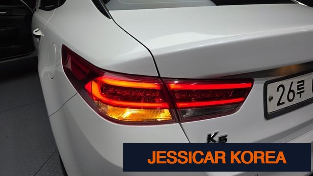2016 Kia K5 2nd generation - Thumbnail 9