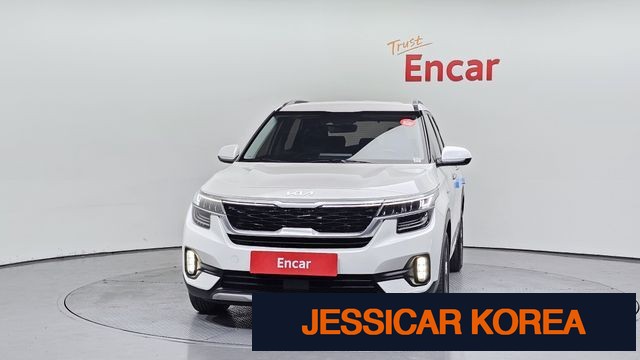 2023 Kia Seltos - Thumbnail 2