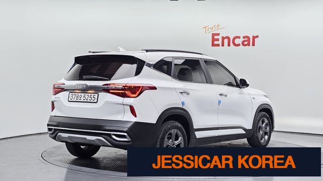 2023 Kia Seltos - Thumbnail 6