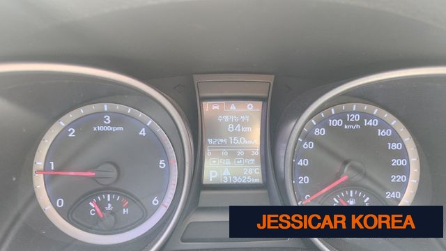 2013 Hyundai Santa Fe DM - Thumbnail 6