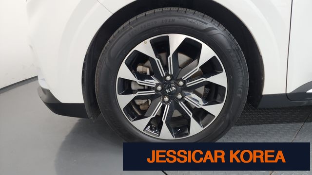 2021 Kia Carnival 4th Gen - Thumbnail 2