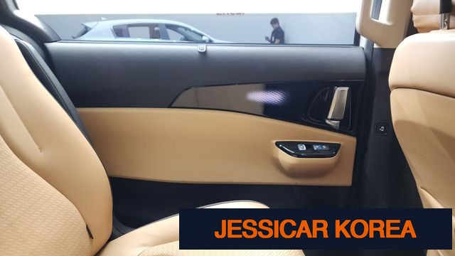 2021 Kia Carnival 4th Gen - Thumbnail 7