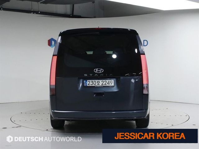 2022 Hyundai Staria - Thumbnail 6