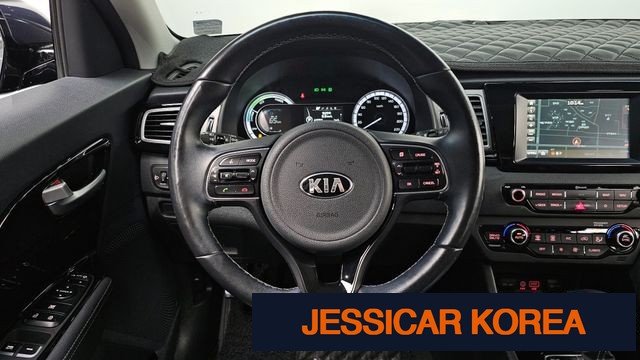 2018 Kia Niro - Thumbnail 9