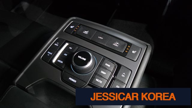 2016 Hyundai Genesis DH - Thumbnail 3