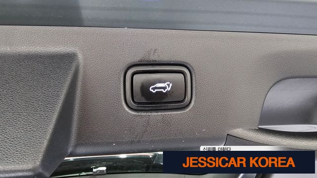2022 Hyundai Tucson (NX4) - Thumbnail 4
