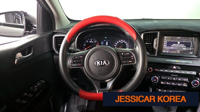 2017 Kia Sportage 4th generation - Thumbnail 2