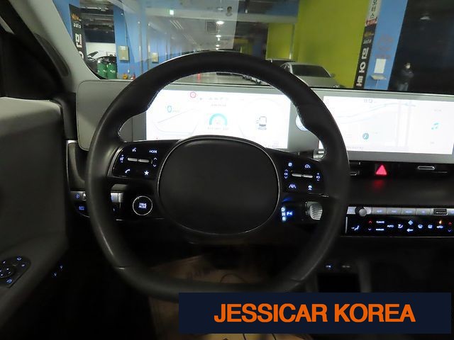 2023 Hyundai Ioniq 5 - Thumbnail 3