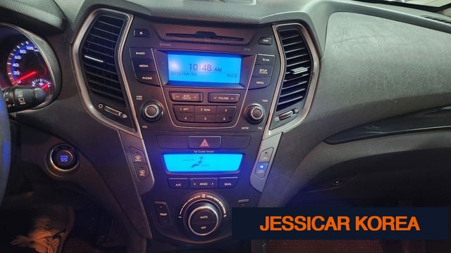 2013 Hyundai Santa Fe DM - Thumbnail 2