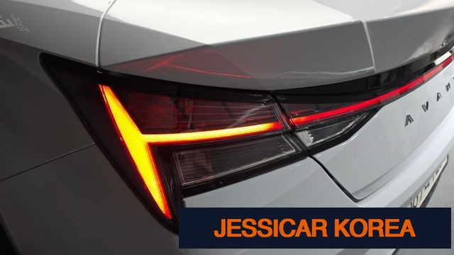 2021 Hyundai Avante (CN7) - Thumbnail 7