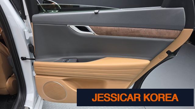 2022 Genesis G80 (RG3) - Thumbnail 10