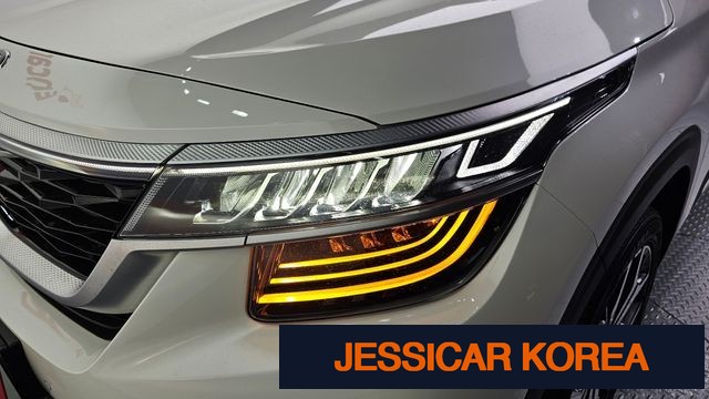 2022 Kia Seltos - Thumbnail 9