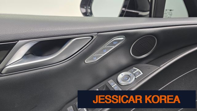 2022 Genesis G80 (RG3) - Thumbnail 8