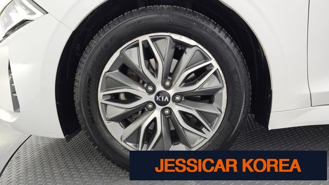 2020 Kia K5 Hybrid 3rd Generation - Thumbnail 3