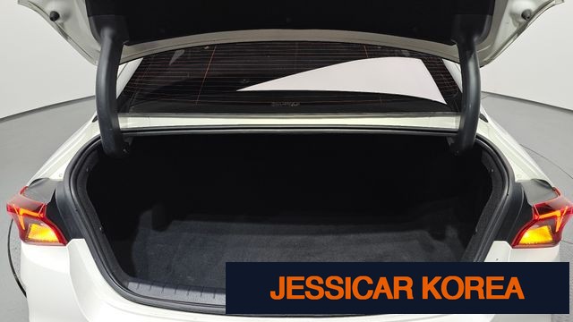 2020 Kia K5 Hybrid 3rd Generation - Thumbnail 5