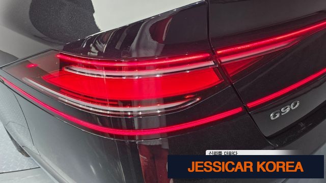 2025 Genesis G90 (RS4) - Thumbnail 3