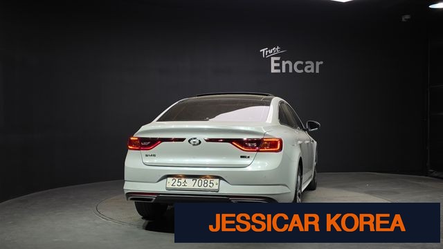 2016 Renault Korea SM6 - Thumbnail 4