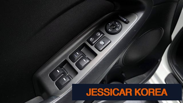 2014 Kia K3 - Thumbnail 9