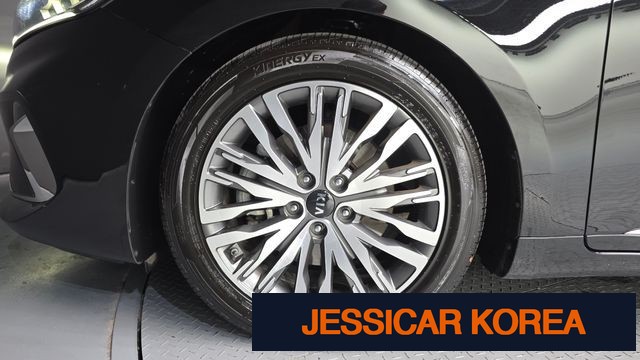2020 Kia K7 Premier - Thumbnail 3