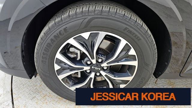 2023 Kia Carnival 4th Gen - Thumbnail 3