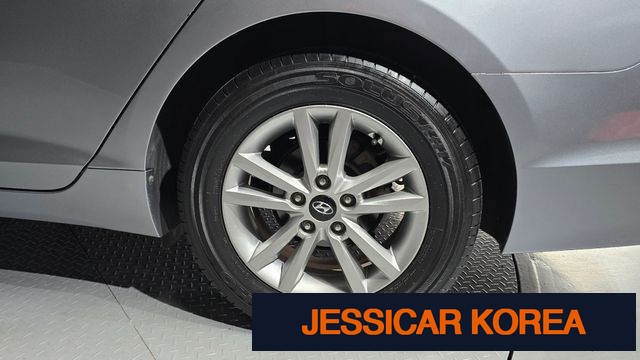 2016 Hyundai LF Sonata - Thumbnail 3