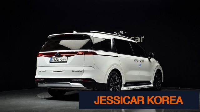 2021 Kia Carnival 4th Gen - Thumbnail 9