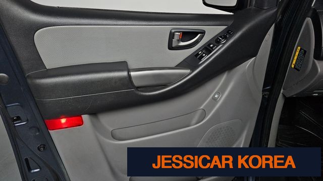 2019 Hyundai The New Grand Starex - Thumbnail 8