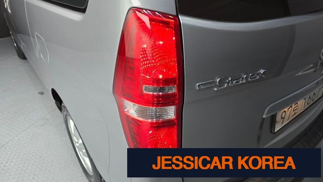2019 Hyundai The New Grand Starex - Thumbnail 2