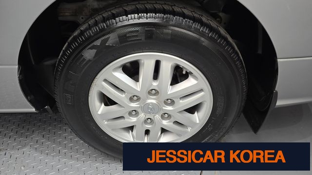 2019 Hyundai The New Grand Starex - Thumbnail 4