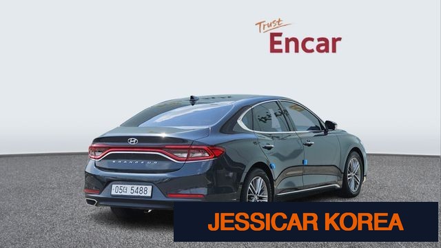 2018 Hyundai Grandeur IG - Thumbnail 3