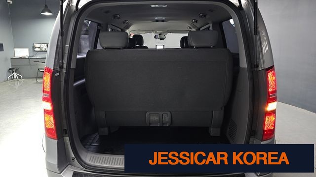2015 Hyundai Grand Starex - Thumbnail 2