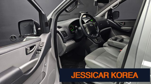 2015 Hyundai Grand Starex - Thumbnail 10