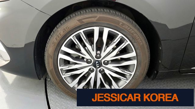 2020 Kia K7 Premier - Thumbnail 8