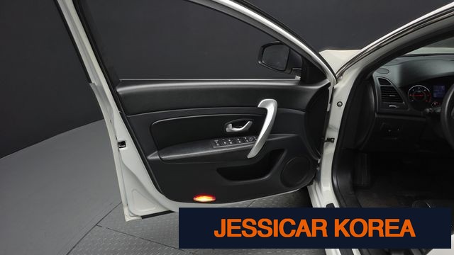 2014 Renault Korea New SM5 Platinum - Thumbnail 7