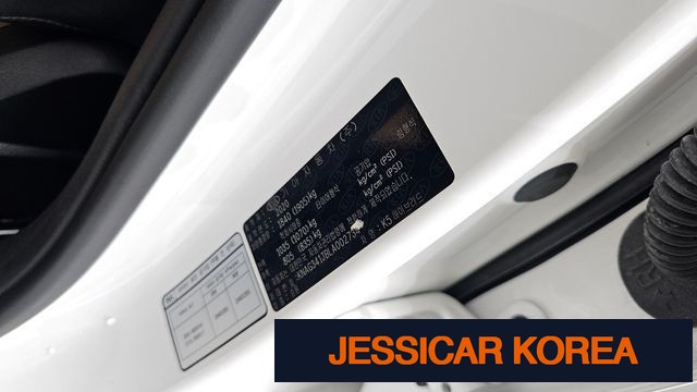 2020 Kia K5 Hybrid 3rd Generation - Thumbnail 3
