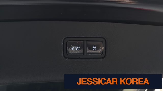2023 Genesis GV80 - Thumbnail 10