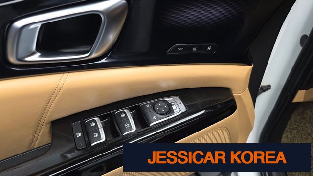 2021 Kia Carnival 4th Gen - Thumbnail 4