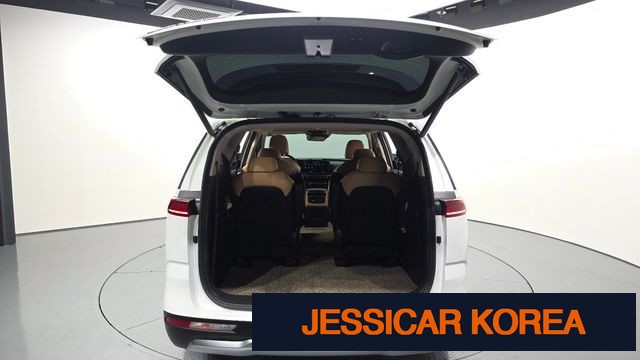 2021 Kia Carnival 4th Gen - Thumbnail 8