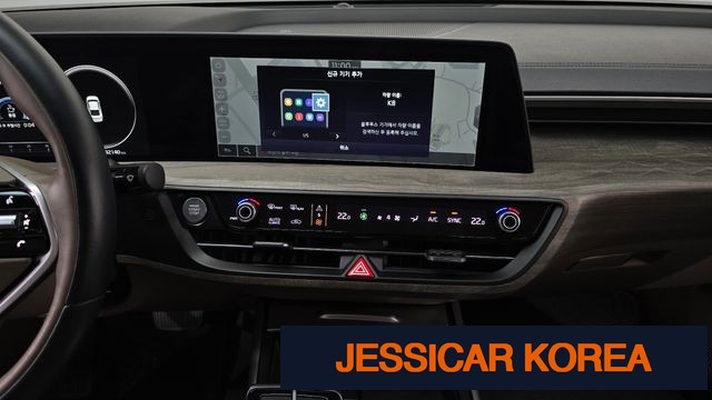 2023 Kia K8 - Thumbnail 2