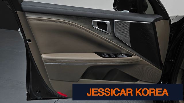 2023 Kia K8 - Thumbnail 3