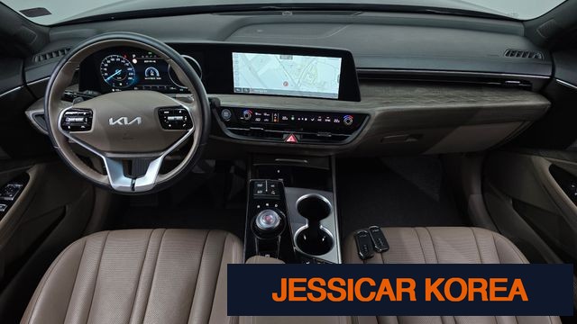 2023 Kia K8 - Thumbnail 8